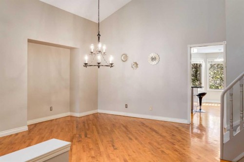 118 Sienna Hills Drive Sw, Calgary, AB - Indoor Photo Showing Other Room