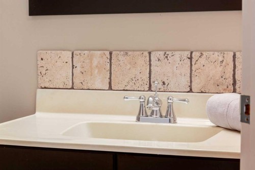 118 Sienna Hills Drive Sw, Calgary, AB - Indoor Photo Showing Bathroom