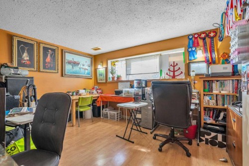 7840 21A Street Se, Calgary, AB - Indoor Photo Showing Office
