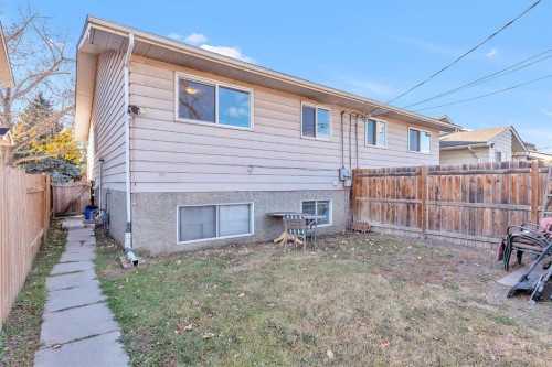 7840 21A Street Se, Calgary, AB - Outdoor With Exterior