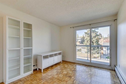 304-2140 17A Street Sw, Calgary, AB - Indoor Photo Showing Other Room