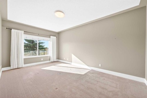 80 Sierra Morena Landing Sw, Calgary, AB - Indoor Photo Showing Other Room