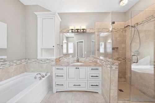 80 Sierra Morena Landing Sw, Calgary, AB - Indoor Photo Showing Bathroom