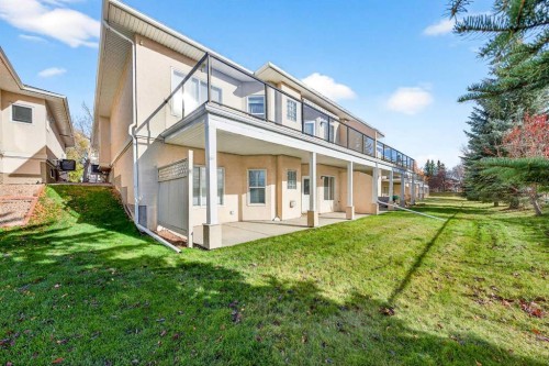 80 Sierra Morena Landing Sw, Calgary, AB - Outdoor With Deck Patio Veranda