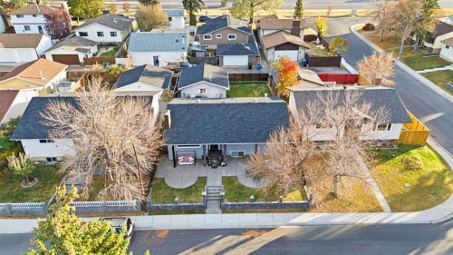 419 Whiteview Close Ne, Calgary, AB - Outdoor With View