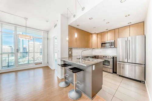 1206-788 12 Avenue Sw, Calgary, AB - Indoor Photo Showing Kitchen With Stainless Steel Kitchen With Upgraded Kitchen