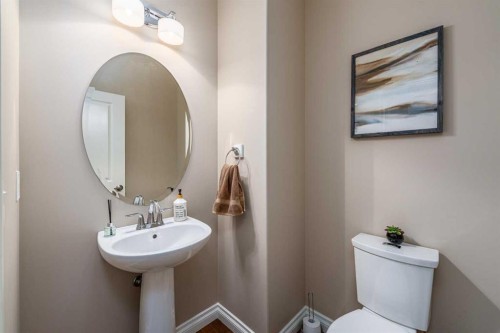 151 Auburn Sound Circle Se, Calgary, AB - Indoor Photo Showing Bathroom