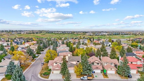 1024 Santana Road Nw, Calgary, AB - Outdoor With View