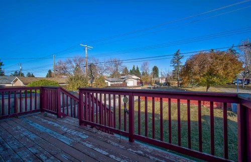 4108 13 Avenue Ne, Calgary, AB - Outdoor