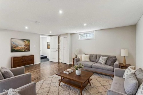 439 Hendon Drive Nw, Calgary, AB - Indoor Photo Showing Living Room