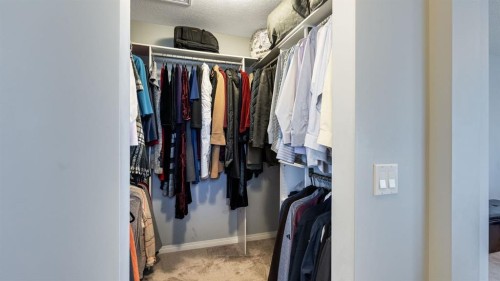 343 Hillcrest Heights Sw, Airdrie, AB - Indoor With Storage