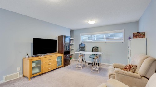 343 Hillcrest Heights Sw, Airdrie, AB - Indoor