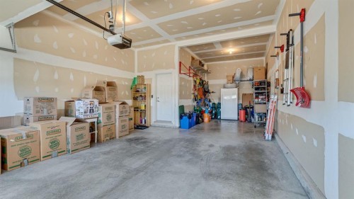 343 Hillcrest Heights Sw, Airdrie, AB - Indoor