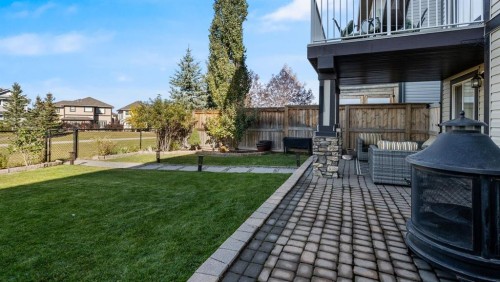 343 Hillcrest Heights Sw, Airdrie, AB - Outdoor
