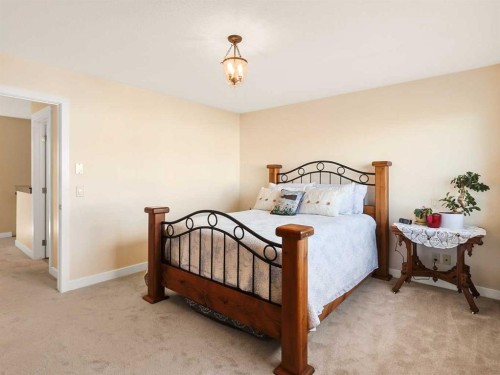 50 Elgin Meadows Green Se, Calgary, AB - Indoor Photo Showing Bedroom