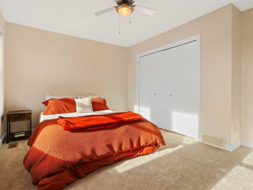 50 Elgin Meadows Green Se, Calgary, AB - Indoor Photo Showing Bedroom