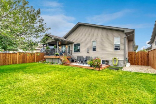 196 Camden Place, Strathmore, AB - Outdoor