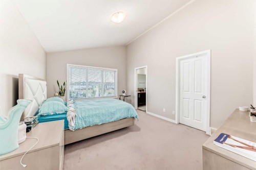 28 Panton Court Nw, Calgary, AB - Indoor Photo Showing Bedroom