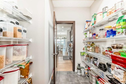 28 Panton Court Nw, Calgary, AB - Indoor