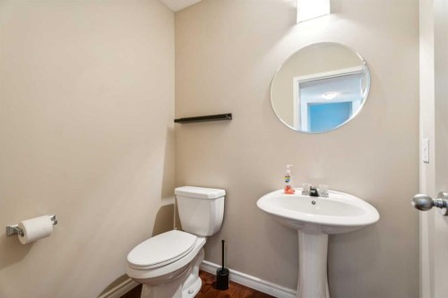 73 Rocky Ridge Heath Nw, Calgary, AB - Indoor Photo Showing Bathroom