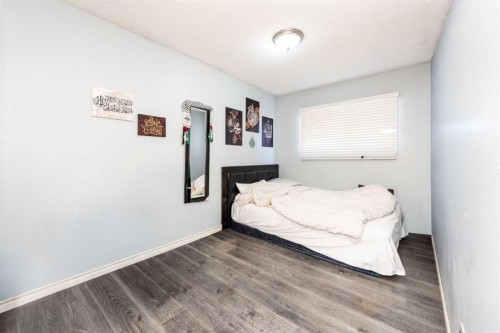 304 Whitefield Drive Ne, Calgary, AB - Indoor Photo Showing Bedroom