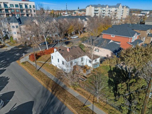 1402 Centre A Street Ne, Calgary, AB - Outdoor With View