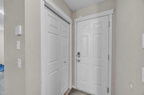 814 Copperfield Boulevard Se, Calgary, AB - Indoor Photo Showing Other Room