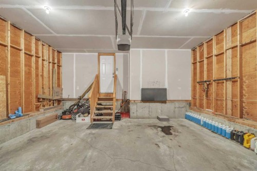 814 Copperfield Boulevard Se, Calgary, AB - Indoor