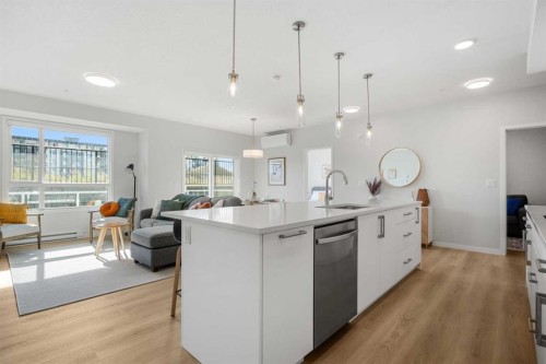 4113-550 Belmont Street, Calgary, AB - Indoor Photo Showing Kitchen With Upgraded Kitchen