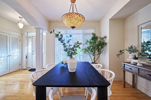 250 Strathridge Place Sw, Calgary, AB - Indoor Photo Showing Other Room