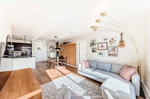 4213-1317 27 Street Se, Calgary, AB - Indoor Photo Showing Living Room