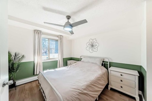 4213-1317 27 Street Se, Calgary, AB - Indoor Photo Showing Bedroom