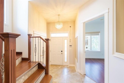 1421 40 Street Sw, Calgary, AB - Indoor Photo Showing Other Room