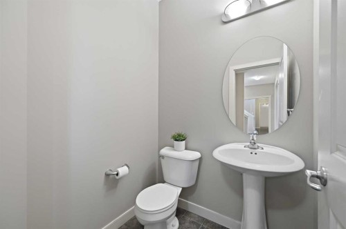 229 Bridlerange Place Sw, Calgary, AB - Indoor Photo Showing Bathroom