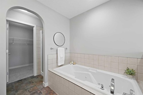 229 Bridlerange Place Sw, Calgary, AB - Indoor Photo Showing Bathroom