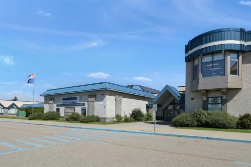 229 Bridlerange Place Sw, Calgary, AB - Outdoor