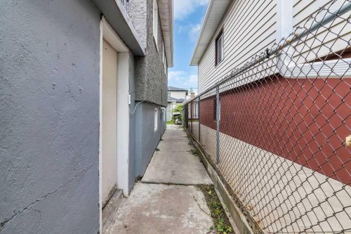 1212 Bantry Street Ne, Calgary, AB - Outdoor