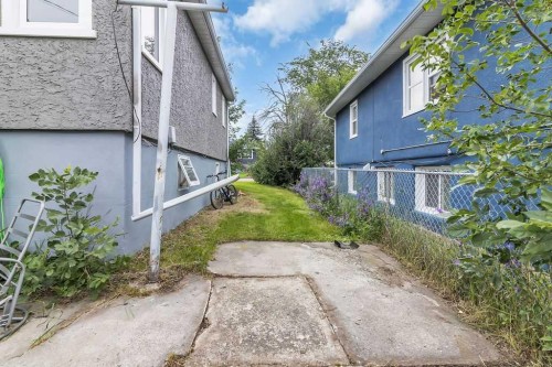 1212 Bantry Street Ne, Calgary, AB - Outdoor