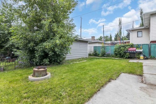 1212 Bantry Street Ne, Calgary, AB - Outdoor