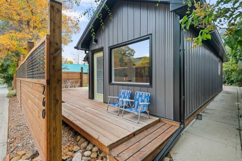 260 2 Avenue, Drumheller, AB - Outdoor With Exterior