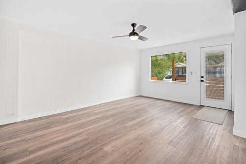 260 2 Avenue, Drumheller, AB - Indoor