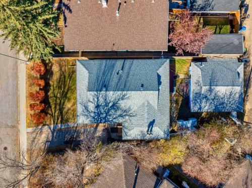 4004 79 Street Nw, Calgary, AB - Outdoor