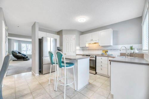 17 Taravista Way Ne, Calgary, AB - Indoor Photo Showing Kitchen With Stainless Steel Kitchen
