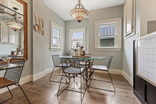 1314 Shelbourne Street Sw, Calgary, AB - Indoor Photo Showing Dining Room