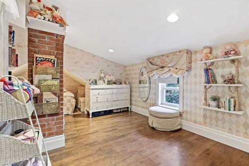 1314 Shelbourne Street Sw, Calgary, AB - Indoor