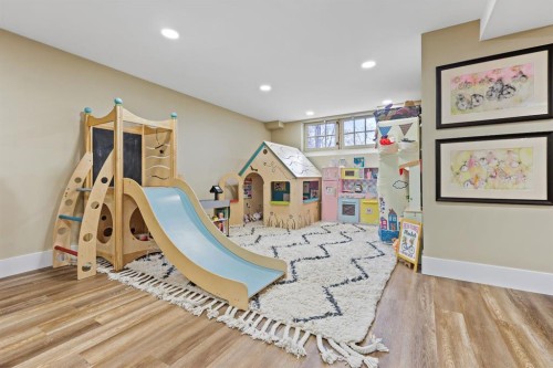 1314 Shelbourne Street Sw, Calgary, AB - Indoor Photo Showing Other Room