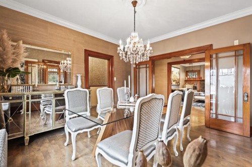 1314 Shelbourne Street Sw, Calgary, AB - Indoor Photo Showing Dining Room