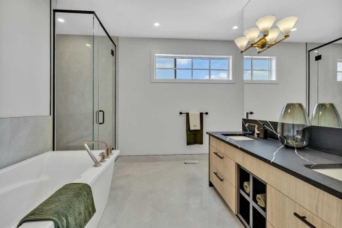 330 Normandy Drive Sw, Calgary, AB - Indoor