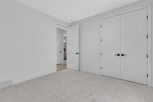 330 Normandy Drive Sw, Calgary, AB - Indoor Photo Showing Other Room