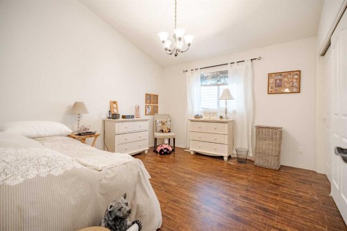 41 Everridge Court Sw, Calgary, AB - Indoor Photo Showing Bedroom
